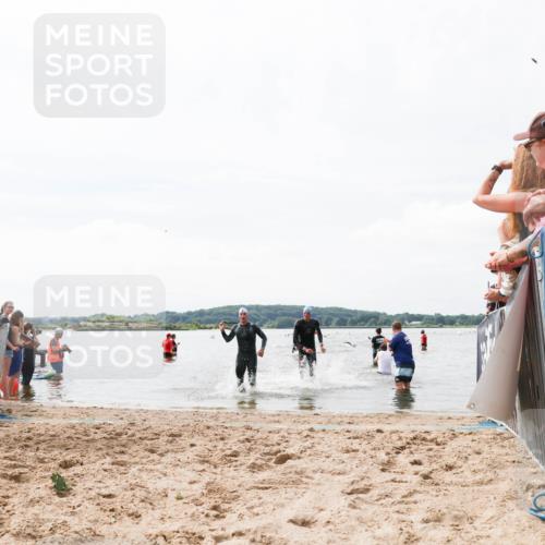 21.06.2026 - Viking Triathlon Michael Strokosch http://msf.ph/oto/9825196 21.06.2026 10:32:46 Schwimmen 447, 500 meine-sportfotos.de
