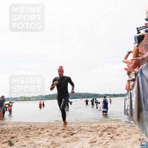 21.06.2026 - Viking Triathlon Michael Strokosch http://msf.ph/oto/9825243 21.06.2026 10:33:02 Schwimmen 114, 126, 269, 644 meine-sportfotos.de