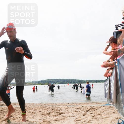 21.06.2026 - Viking Triathlon Michael Strokosch http://msf.ph/oto/9825246 21.06.2026 10:33:03 Schwimmen 114, 126, 269, 644 meine-sportfotos.de