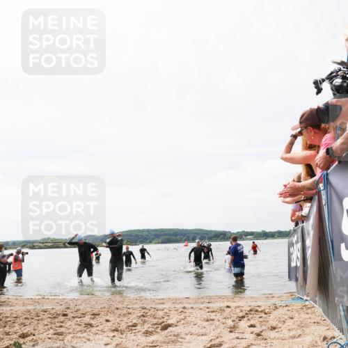 21.06.2026 - Viking Triathlon Michael Strokosch http://msf.ph/oto/9825261 21.06.2026 10:33:08 Schwimmen 114, 269, 383 meine-sportfotos.de