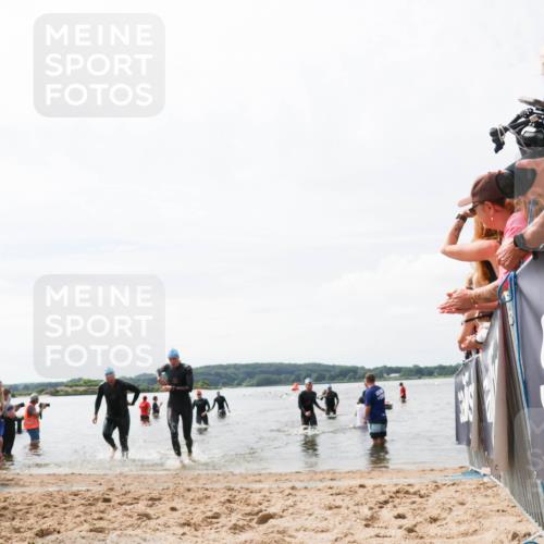 21.06.2026 - Viking Triathlon Michael Strokosch http://msf.ph/oto/9825263 21.06.2026 10:33:09 Schwimmen 114, 269, 383 meine-sportfotos.de