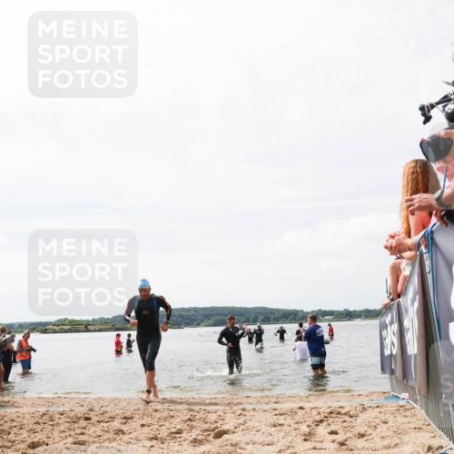 21.06.2026 - Viking Triathlon Michael Strokosch http://msf.ph/oto/9825304 21.06.2026 10:33:22 Schwimmen 109, 238, 579, 625 meine-sportfotos.de