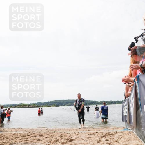 21.06.2026 - Viking Triathlon Michael Strokosch http://msf.ph/oto/9825312 21.06.2026 10:33:25 Schwimmen 109, 238, 579, 625 meine-sportfotos.de