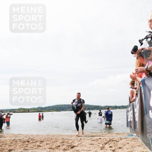 21.06.2026 - Viking Triathlon Michael Strokosch http://msf.ph/oto/9825314 21.06.2026 10:33:26 Schwimmen 109, 238, 579 meine-sportfotos.de