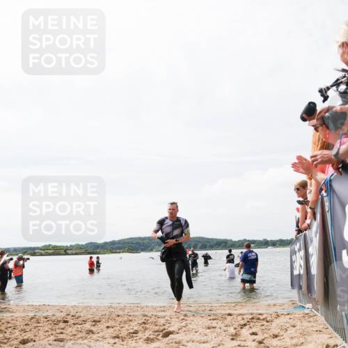 21.06.2026 - Viking Triathlon Michael Strokosch http://msf.ph/oto/9825315 21.06.2026 10:33:26 Schwimmen 109, 238, 579 meine-sportfotos.de