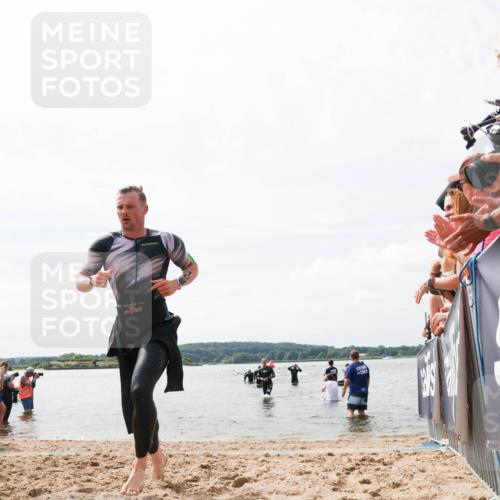 21.06.2026 - Viking Triathlon Michael Strokosch http://msf.ph/oto/9825319 21.06.2026 10:33:27 Schwimmen 109, 238, 579 meine-sportfotos.de