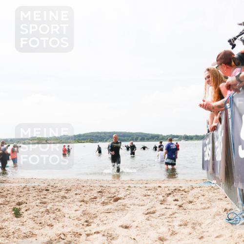 21.06.2026 - Viking Triathlon Michael Strokosch http://msf.ph/oto/9825341 21.06.2026 10:33:35 Schwimmen 446 meine-sportfotos.de