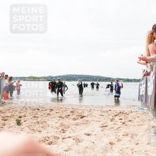21.06.2026 - Viking Triathlon Michael Strokosch http://msf.ph/oto/9825367 21.06.2026 10:33:43 Schwimmen 62, 180, 392, 446, 537 meine-sportfotos.de