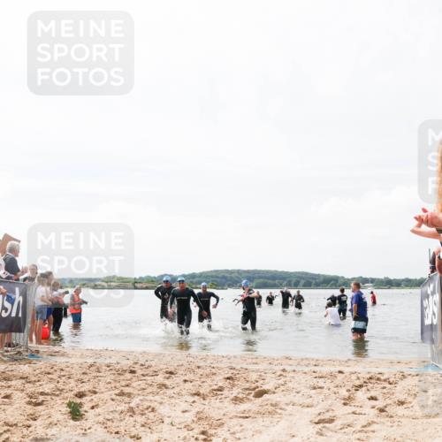 21.06.2026 - Viking Triathlon Michael Strokosch http://msf.ph/oto/9825369 21.06.2026 10:33:44 Schwimmen 62, 180, 392, 537 meine-sportfotos.de