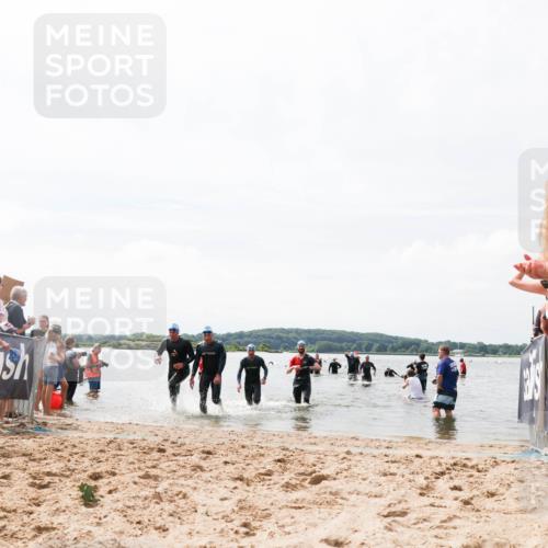 21.06.2026 - Viking Triathlon Michael Strokosch http://msf.ph/oto/9825371 21.06.2026 10:33:45 Schwimmen 62, 180, 392, 537 meine-sportfotos.de