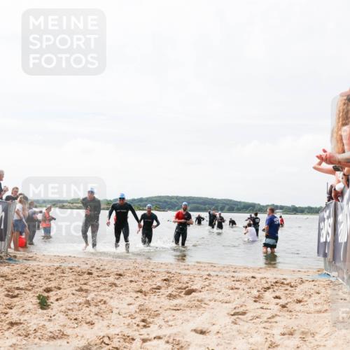21.06.2026 - Viking Triathlon Michael Strokosch http://msf.ph/oto/9825372 21.06.2026 10:33:45 Schwimmen 62, 180, 392, 537 meine-sportfotos.de