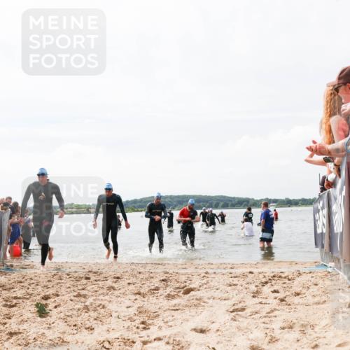 21.06.2026 - Viking Triathlon Michael Strokosch http://msf.ph/oto/9825376 21.06.2026 10:33:46 Schwimmen 62, 180, 392, 537 meine-sportfotos.de