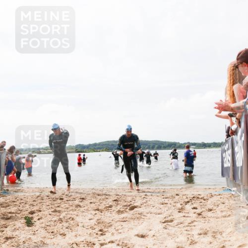 21.06.2026 - Viking Triathlon Michael Strokosch http://msf.ph/oto/9825380 21.06.2026 10:33:48 Schwimmen 62, 180, 249, 392, 410, 537 meine-sportfotos.de