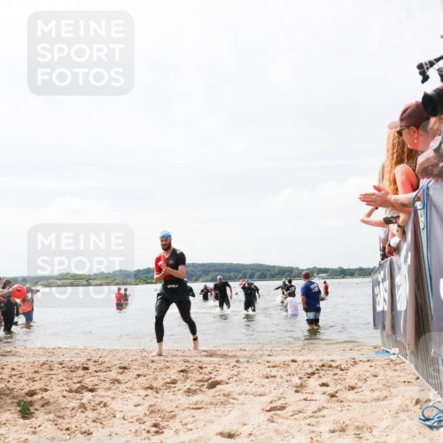 21.06.2026 - Viking Triathlon Michael Strokosch http://msf.ph/oto/9825387 21.06.2026 10:33:50 Schwimmen 28, 62, 180, 249, 392, 410, 524, 537 meine-sportfotos.de