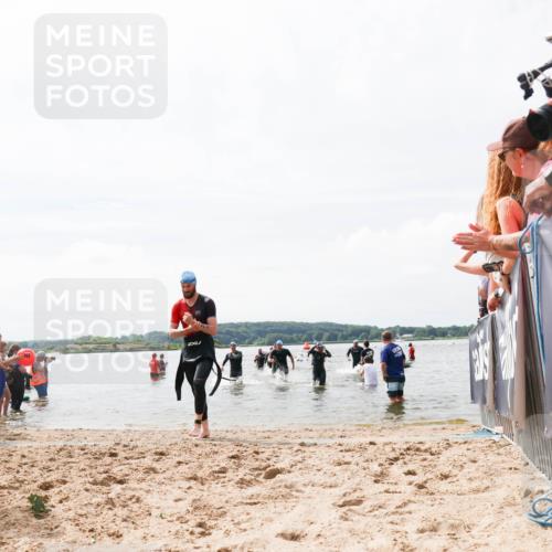 21.06.2026 - Viking Triathlon Michael Strokosch http://msf.ph/oto/9825388 21.06.2026 10:33:50 Schwimmen 28, 62, 180, 249, 392, 410, 524, 537 meine-sportfotos.de