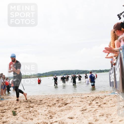 21.06.2026 - Viking Triathlon Michael Strokosch http://msf.ph/oto/9825392 21.06.2026 10:33:52 Schwimmen 28, 62, 180, 249, 265, 392, 410, 524, 537 meine-sportfotos.de