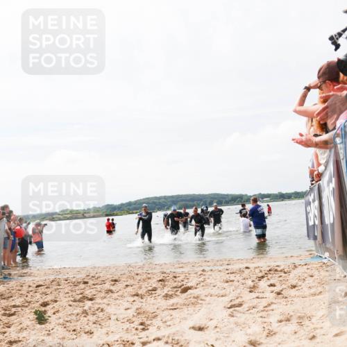 21.06.2026 - Viking Triathlon Michael Strokosch http://msf.ph/oto/9825397 21.06.2026 10:33:53 Schwimmen 28, 62, 180, 249, 265, 410, 524, 537 meine-sportfotos.de
