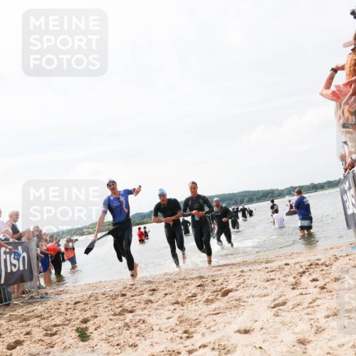 21.06.2026 - Viking Triathlon Michael Strokosch http://msf.ph/oto/9825407 21.06.2026 10:33:57 Schwimmen 28, 249, 265, 343, 410, 524 meine-sportfotos.de