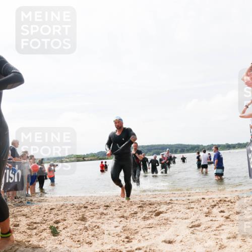 21.06.2026 - Viking Triathlon Michael Strokosch http://msf.ph/oto/9825415 21.06.2026 10:33:59 Schwimmen 28, 102, 249, 265, 343, 410, 524 meine-sportfotos.de