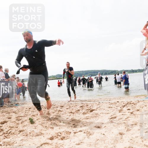 21.06.2026 - Viking Triathlon Michael Strokosch http://msf.ph/oto/9825418 21.06.2026 10:34:00 Schwimmen 28, 102, 249, 265, 343, 410, 524 meine-sportfotos.de