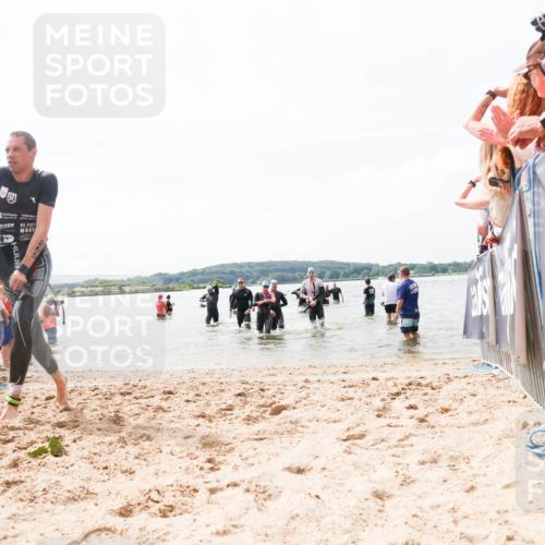 21.06.2026 - Viking Triathlon Michael Strokosch http://msf.ph/oto/9825423 21.06.2026 10:34:02 Schwimmen 28, 102, 154, 249, 265, 343, 410, 524, 660 meine-sportfotos.de