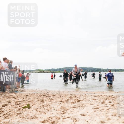 21.06.2026 - Viking Triathlon Michael Strokosch http://msf.ph/oto/9825431 21.06.2026 10:34:05 Schwimmen 102, 154, 265, 343, 432, 524, 660, 664 meine-sportfotos.de