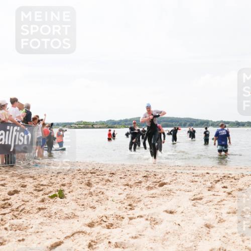21.06.2026 - Viking Triathlon Michael Strokosch http://msf.ph/oto/9825433 21.06.2026 10:34:05 Schwimmen 102, 154, 265, 343, 432, 524, 660, 664 meine-sportfotos.de
