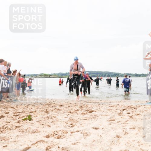 21.06.2026 - Viking Triathlon Michael Strokosch http://msf.ph/oto/9825435 21.06.2026 10:34:06 Schwimmen 102, 154, 221, 265, 343, 432, 660, 664 meine-sportfotos.de