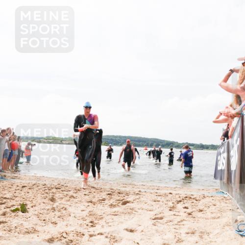 21.06.2026 - Viking Triathlon Michael Strokosch http://msf.ph/oto/9825443 21.06.2026 10:34:09 Schwimmen 102, 154, 221, 343, 432, 462, 660, 664 meine-sportfotos.de