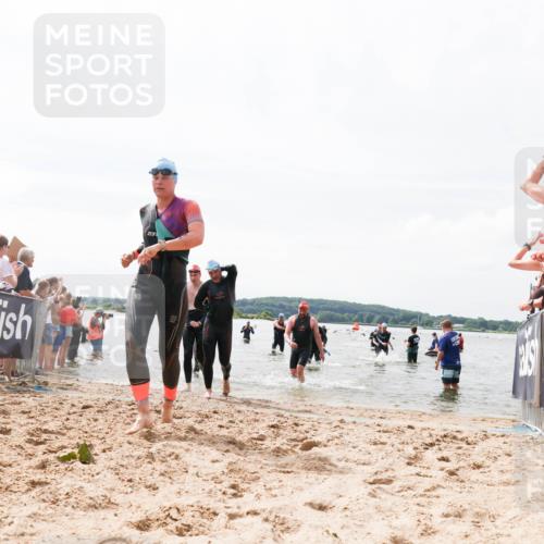 21.06.2026 - Viking Triathlon Michael Strokosch http://msf.ph/oto/9825446 21.06.2026 10:34:10 Schwimmen 102, 154, 221, 343, 432, 462, 660, 664 meine-sportfotos.de