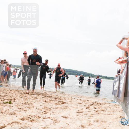 21.06.2026 - Viking Triathlon Michael Strokosch http://msf.ph/oto/9825451 21.06.2026 10:34:11 Schwimmen 47, 102, 154, 221, 343, 432, 462, 660, 664 meine-sportfotos.de