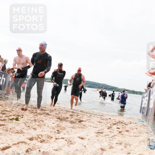 21.06.2026 - Viking Triathlon Michael Strokosch http://msf.ph/oto/9825454 21.06.2026 10:34:12 Schwimmen 47, 102, 154, 221, 343, 432, 462, 627, 660, 664 meine-sportfotos.de