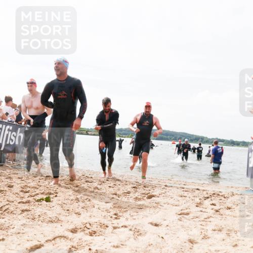 21.06.2026 - Viking Triathlon Michael Strokosch http://msf.ph/oto/9825455 21.06.2026 10:34:12 Schwimmen 47, 102, 154, 221, 343, 432, 462, 627, 660, 664 meine-sportfotos.de