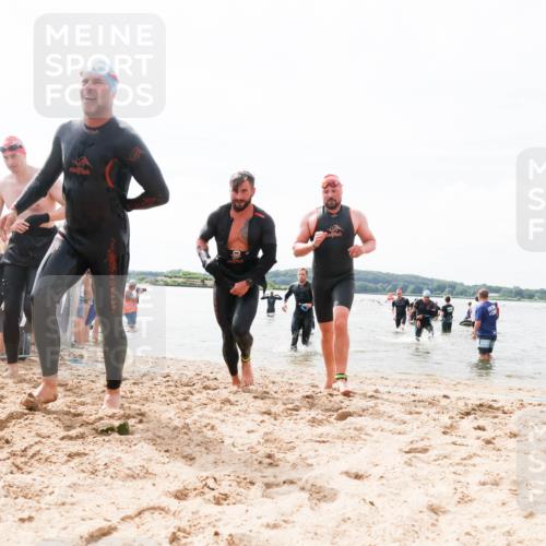21.06.2026 - Viking Triathlon Michael Strokosch http://msf.ph/oto/9825457 21.06.2026 10:34:13 Schwimmen 47, 102, 154, 221, 432, 462, 627, 660, 664 meine-sportfotos.de