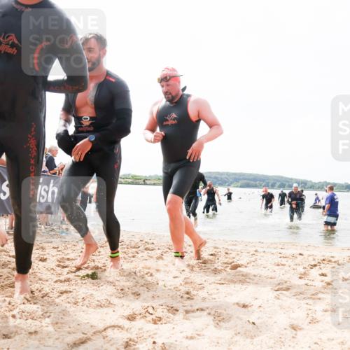 21.06.2026 - Viking Triathlon Michael Strokosch http://msf.ph/oto/9825460 21.06.2026 10:34:14 Schwimmen 47, 102, 154, 221, 432, 462, 627, 660, 664 meine-sportfotos.de