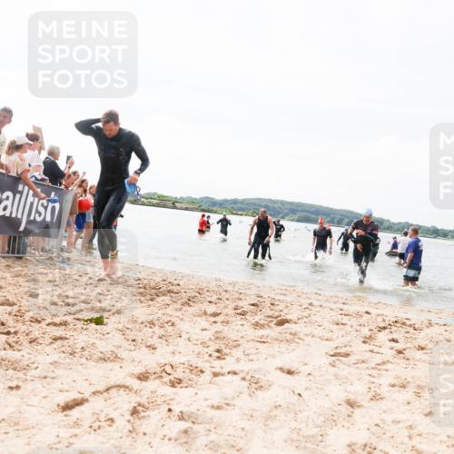 21.06.2026 - Viking Triathlon Michael Strokosch http://msf.ph/oto/9825467 21.06.2026 10:34:16 Schwimmen 47, 154, 221, 432, 462, 627, 660, 664 meine-sportfotos.de