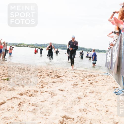 21.06.2026 - Viking Triathlon Michael Strokosch http://msf.ph/oto/9825471 21.06.2026 10:34:18 Schwimmen 47, 221, 432, 462, 576, 627, 664 meine-sportfotos.de