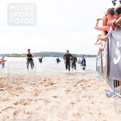 21.06.2026 - Viking Triathlon Michael Strokosch http://msf.ph/oto/9825503 21.06.2026 10:34:29 Schwimmen 30, 90, 170, 576 meine-sportfotos.de