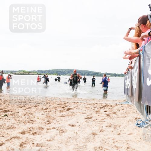 21.06.2026 - Viking Triathlon Michael Strokosch http://msf.ph/oto/9825534 21.06.2026 10:34:39 Schwimmen 391, 440, 653 meine-sportfotos.de