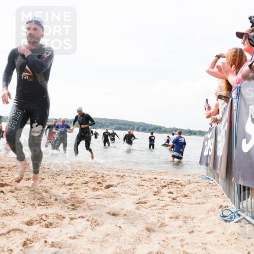 21.06.2026 - Viking Triathlon Michael Strokosch http://msf.ph/oto/9825554 21.06.2026 10:34:46 Schwimmen 51, 82, 118, 255, 391, 440, 653 meine-sportfotos.de