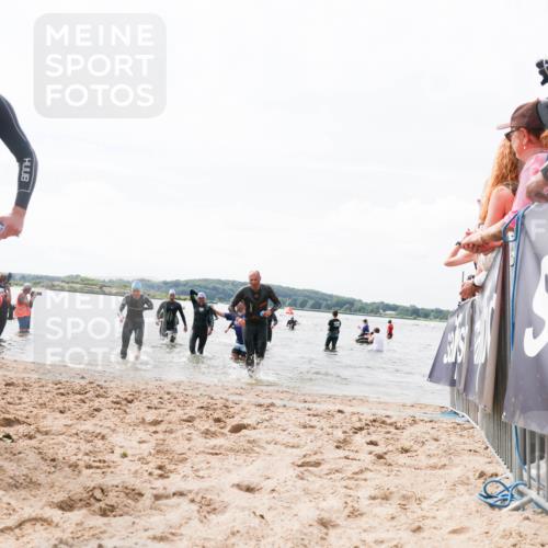 21.06.2026 - Viking Triathlon Michael Strokosch http://msf.ph/oto/9825574 21.06.2026 10:34:52 Schwimmen 26, 51, 82, 118, 161, 199, 255, 386, 440, 536 meine-sportfotos.de