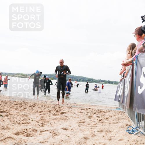 21.06.2026 - Viking Triathlon Michael Strokosch http://msf.ph/oto/9825578 21.06.2026 10:34:54 Schwimmen 26, 51, 82, 118, 161, 199, 255, 386, 536 meine-sportfotos.de