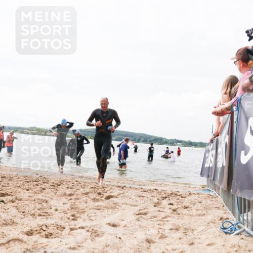 21.06.2026 - Viking Triathlon Michael Strokosch http://msf.ph/oto/9825579 21.06.2026 10:34:54 Schwimmen 26, 51, 82, 118, 161, 199, 255, 386, 536 meine-sportfotos.de
