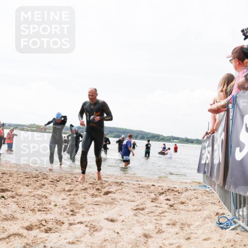 21.06.2026 - Viking Triathlon Michael Strokosch http://msf.ph/oto/9825580 21.06.2026 10:34:54 Schwimmen 26, 51, 82, 118, 161, 199, 255, 386, 536 meine-sportfotos.de