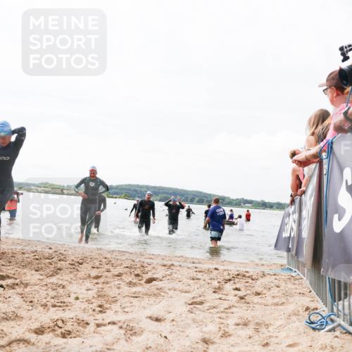 21.06.2026 - Viking Triathlon Michael Strokosch http://msf.ph/oto/9825585 21.06.2026 10:34:56 Schwimmen 26, 82, 118, 161, 199, 255, 386, 536 meine-sportfotos.de