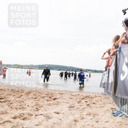 21.06.2026 - Viking Triathlon Michael Strokosch http://msf.ph/oto/9825608 21.06.2026 10:35:03 Schwimmen 26, 161, 199, 267, 386, 536, 621 meine-sportfotos.de