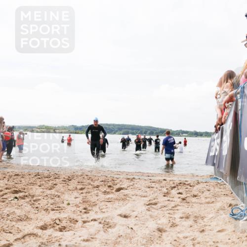 21.06.2026 - Viking Triathlon Michael Strokosch http://msf.ph/oto/9825613 21.06.2026 10:35:05 Schwimmen 18, 26, 161, 199, 267, 372, 536, 621 meine-sportfotos.de