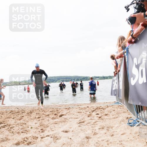 21.06.2026 - Viking Triathlon Michael Strokosch http://msf.ph/oto/9825617 21.06.2026 10:35:06 Schwimmen 18, 26, 199, 267, 372, 621 meine-sportfotos.de