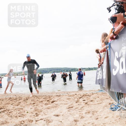 21.06.2026 - Viking Triathlon Michael Strokosch http://msf.ph/oto/9825618 21.06.2026 10:35:07 Schwimmen 18, 26, 199, 267, 372, 621 meine-sportfotos.de