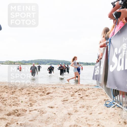 21.06.2026 - Viking Triathlon Michael Strokosch http://msf.ph/oto/9825623 21.06.2026 10:35:08 Schwimmen 18, 100, 267, 372, 621 meine-sportfotos.de